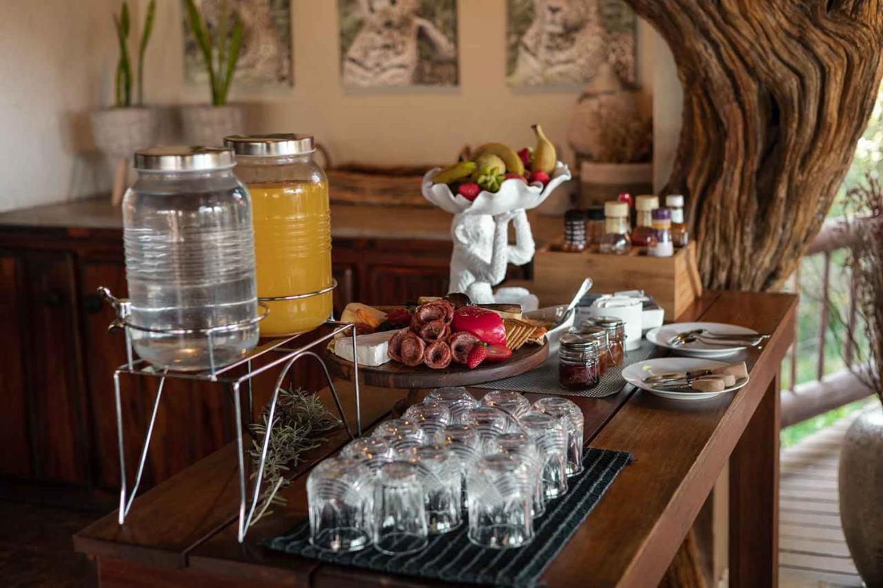 Umkumbe Bush Lodge - Luxury Tented Camp Khu bảo tồn Sabi Sand Ngoại thất bức ảnh
